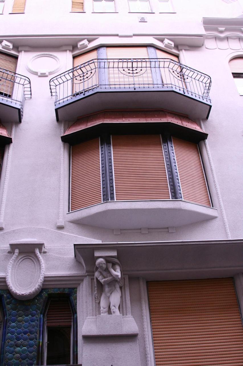 Blue Rose Apartment บูดาเปสต์ ภายนอก รูปภาพ